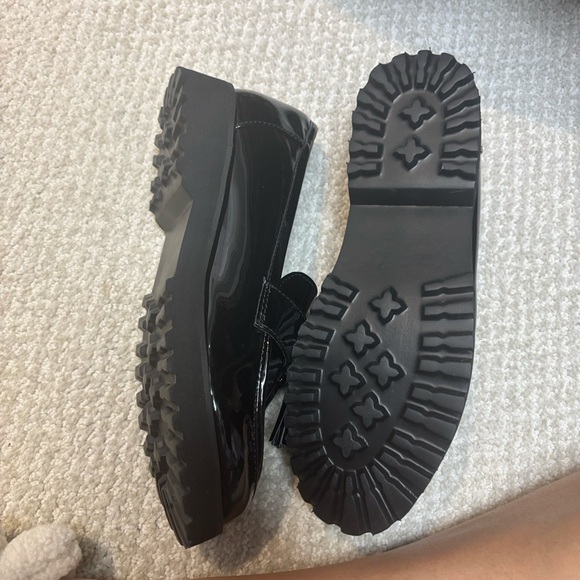 Jones New York black patent loafers - Picture 3 of 3